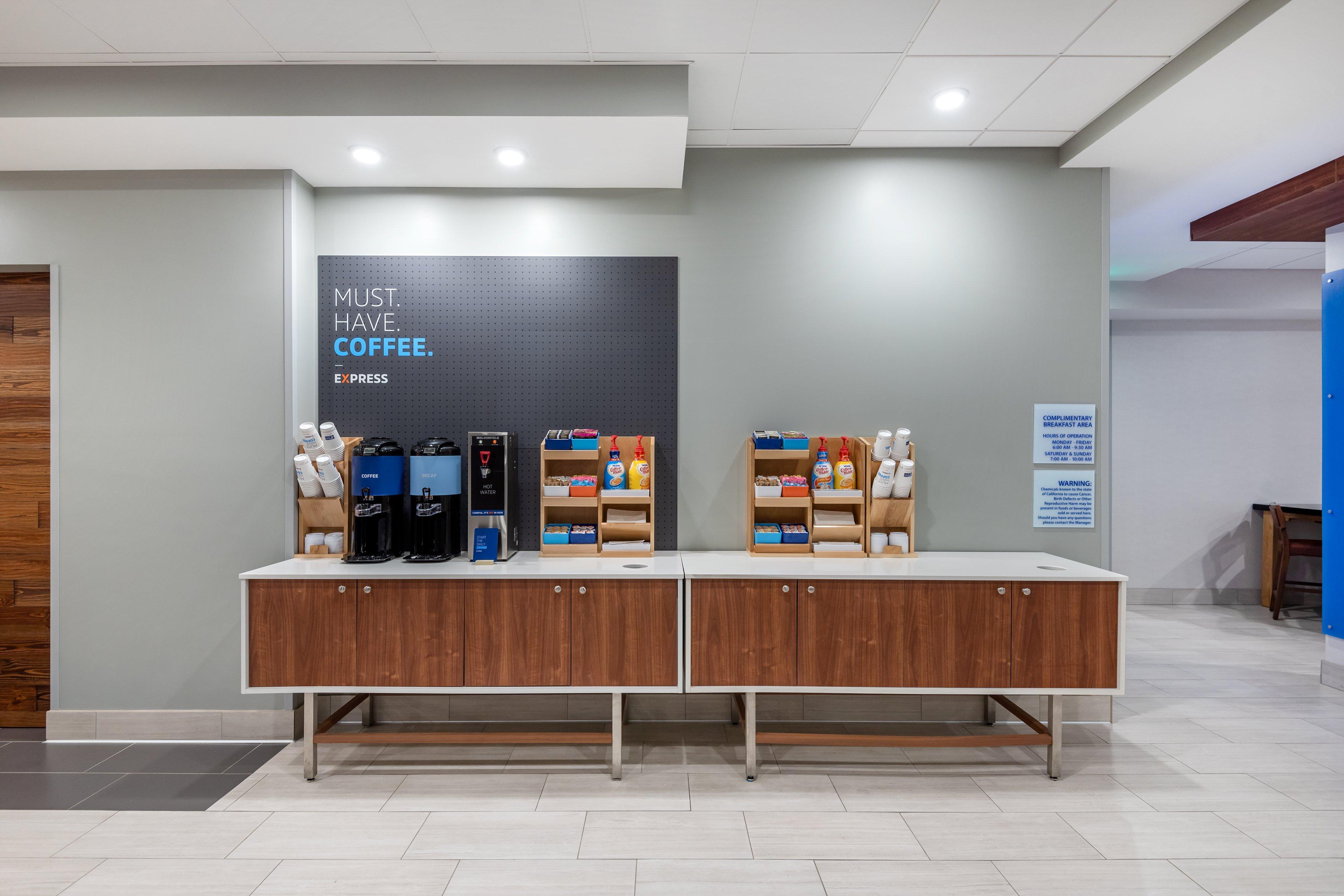 Holiday Inn Express & Suites Santa Ana - Orange County By Ihg Exterior photo
