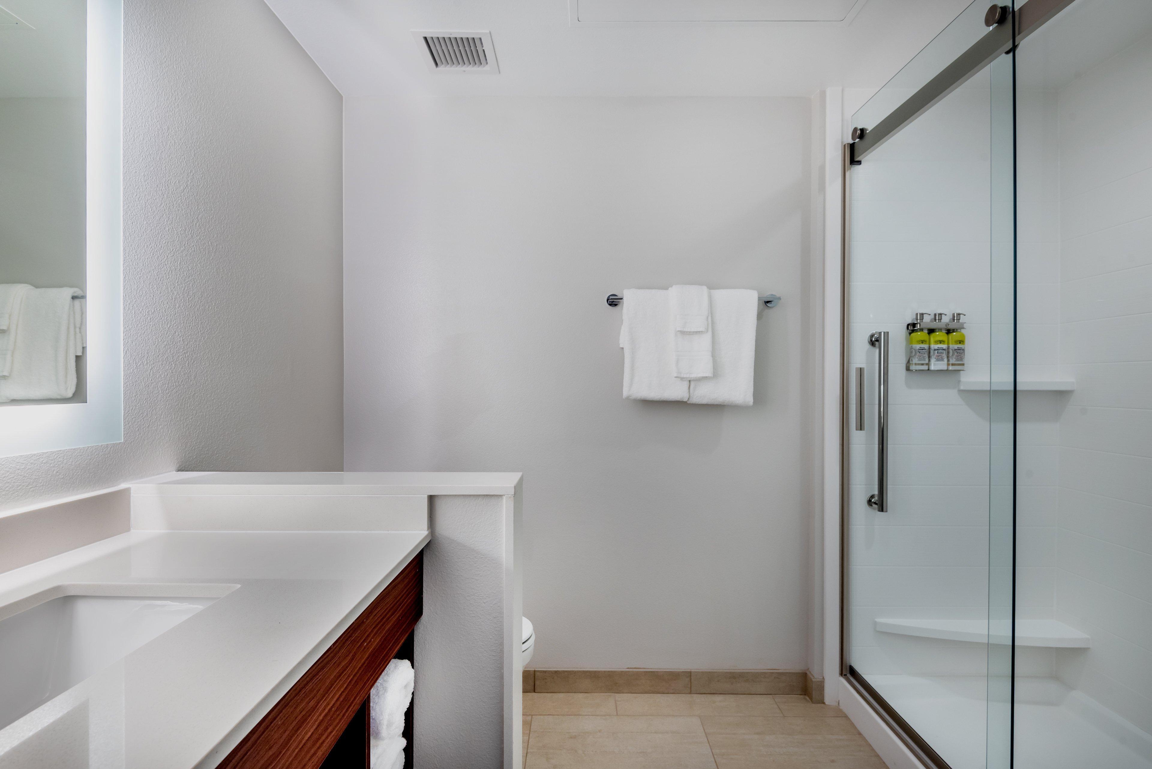 Holiday Inn Express & Suites Santa Ana - Orange County By Ihg Exterior photo