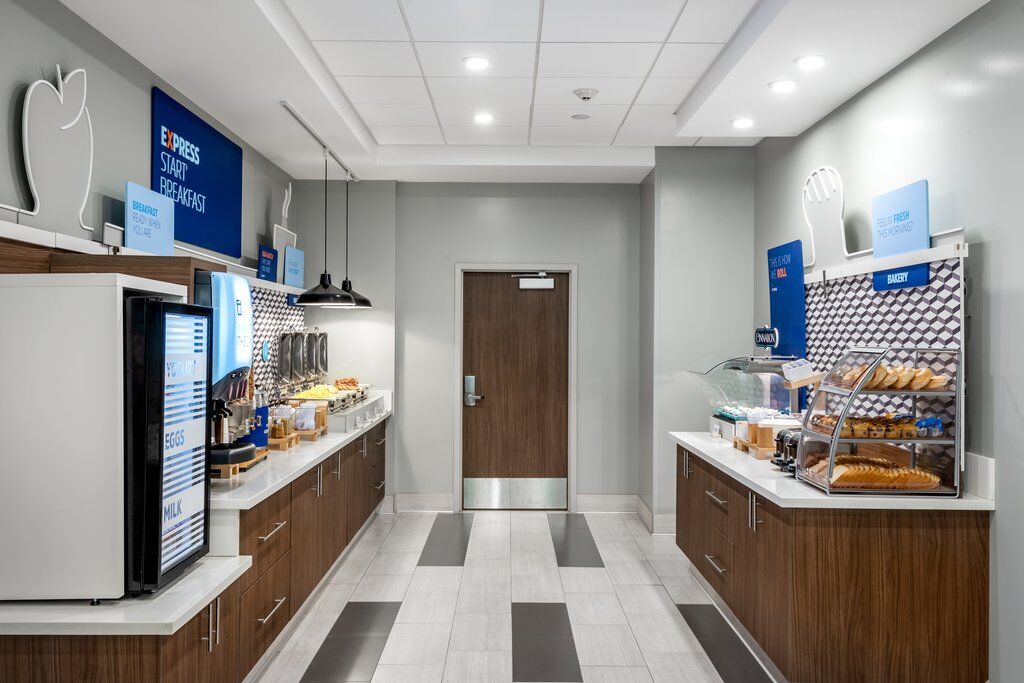 Holiday Inn Express & Suites Santa Ana - Orange County By Ihg Exterior photo